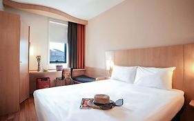Ibis Porto Centro Sao Bento